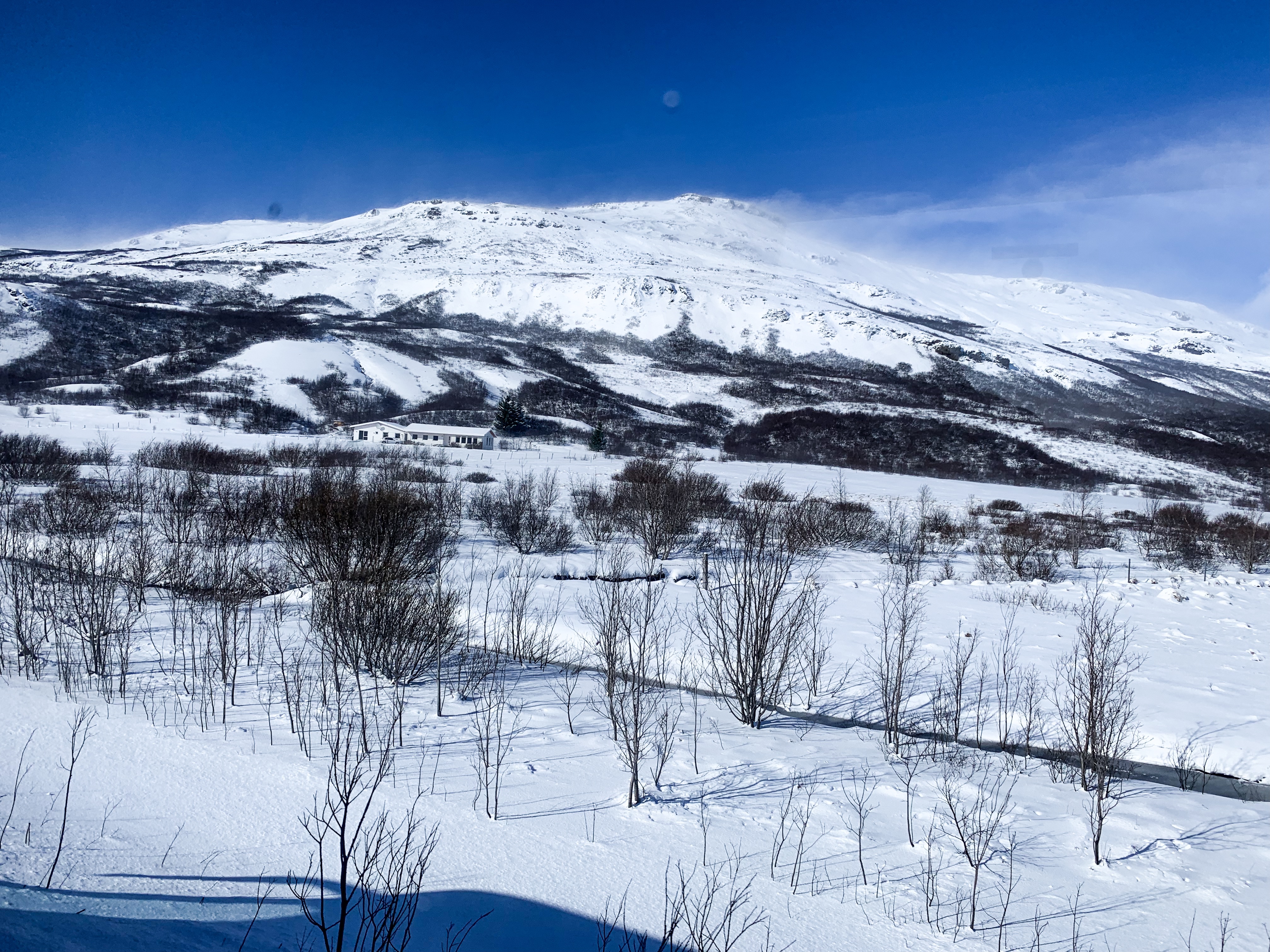 ICELAND LAND OF CONTRASTS