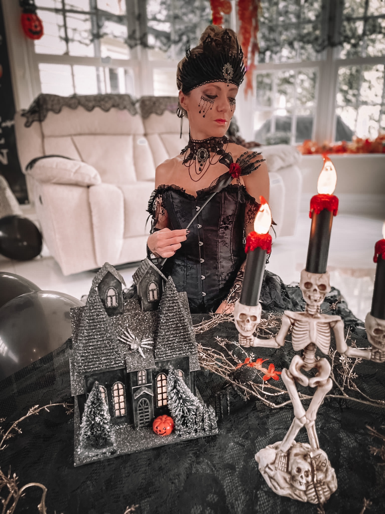 UNMASKING THE MAGIC – ALL YOU NEED TO KNOW ABOUT HALLOWEEN TRADITIONS - ELEGANT DUCHESS