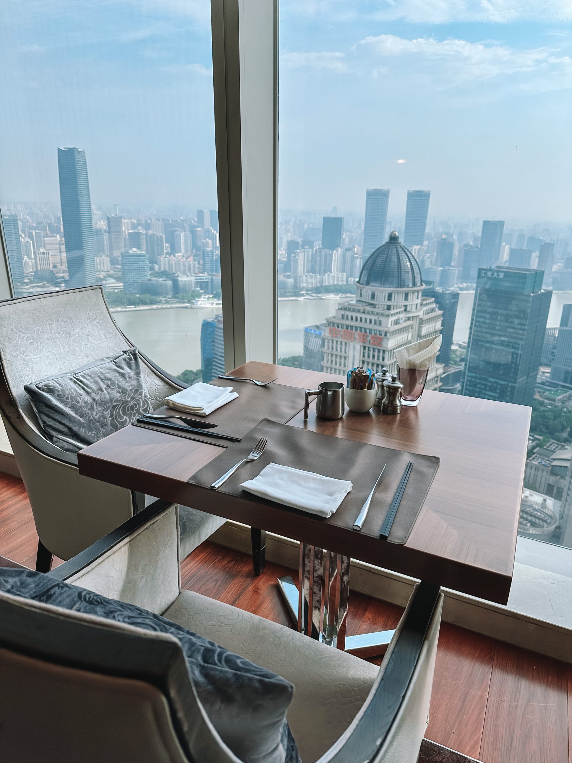 The Ritz-Carlton Shanghai, Pudong, China, Scena restaurant