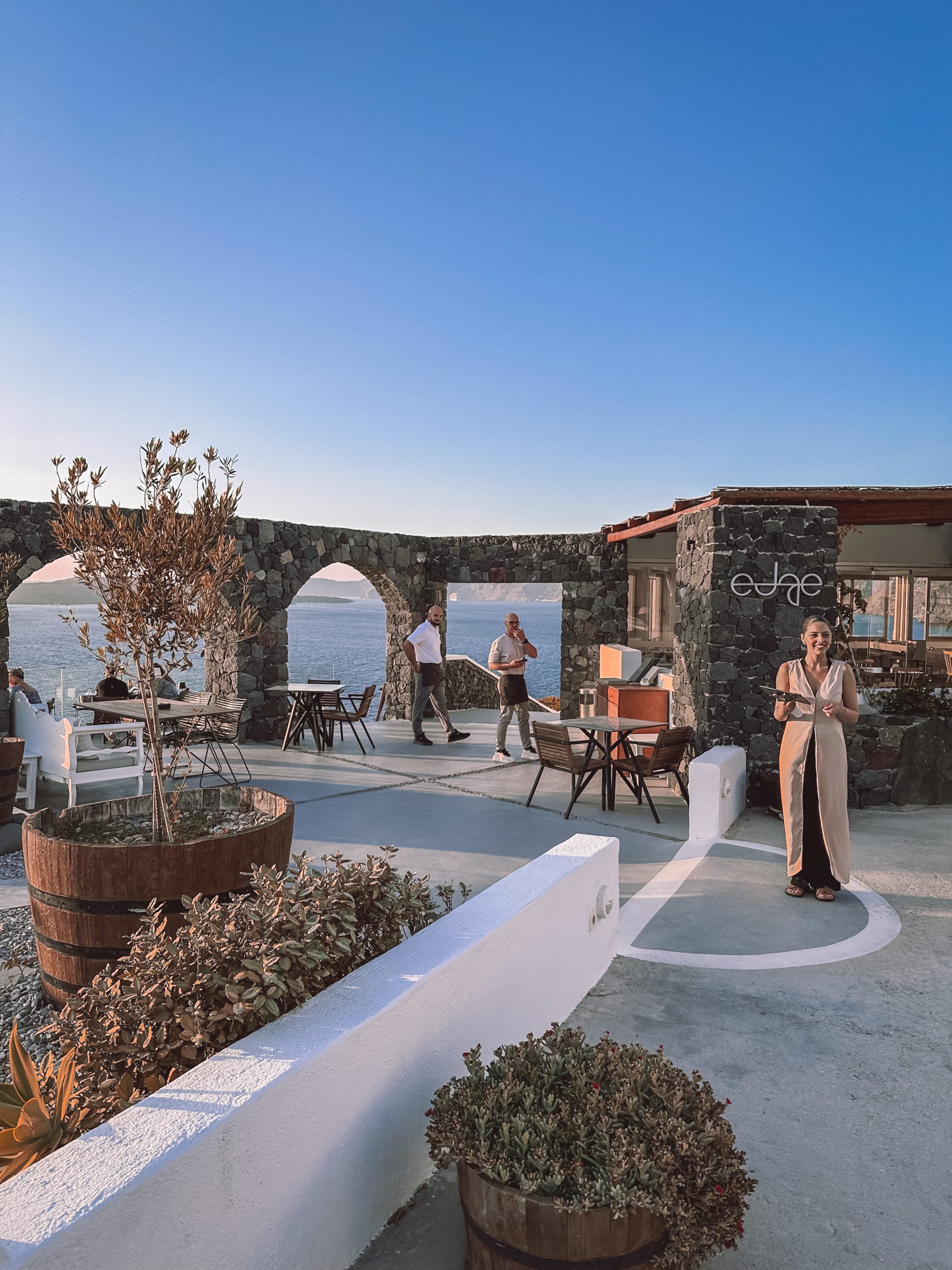 The Edge restaurant, Santorini